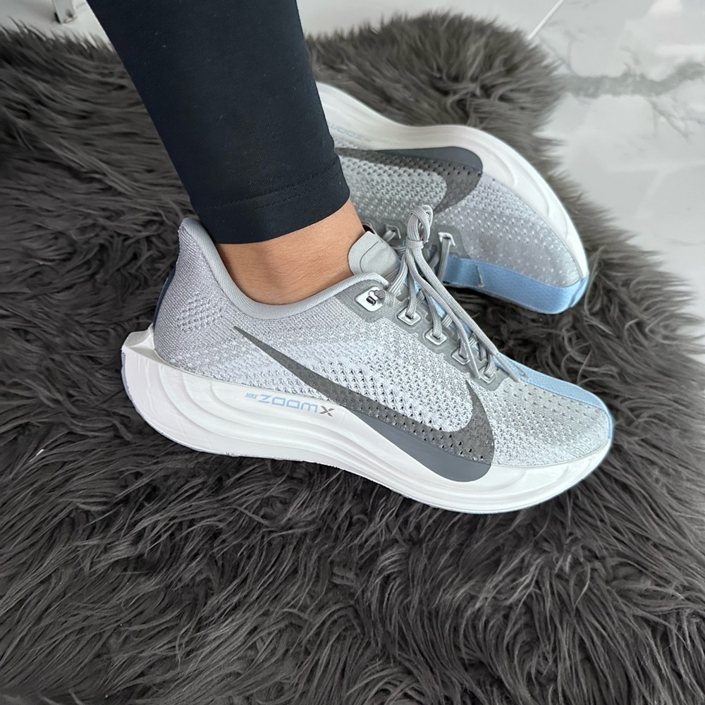 Nike Pegasus plus